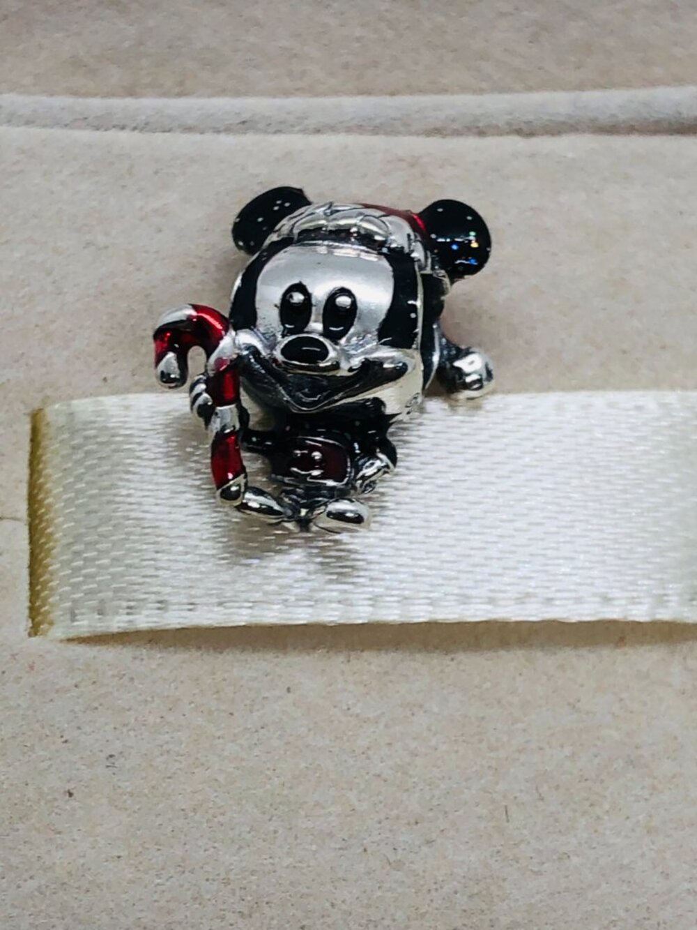 ✨🔥Pandora Disney Mickey Mouse Holiday Charm